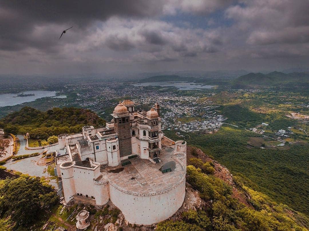 Sajjangarh Palace (Monsoon Palace)